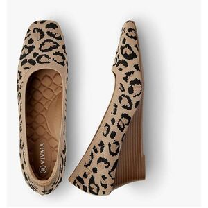 VIVIAN Margot Wedge Square Toe Pumps 8